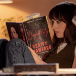 Dakota Johnson em cena de Verity